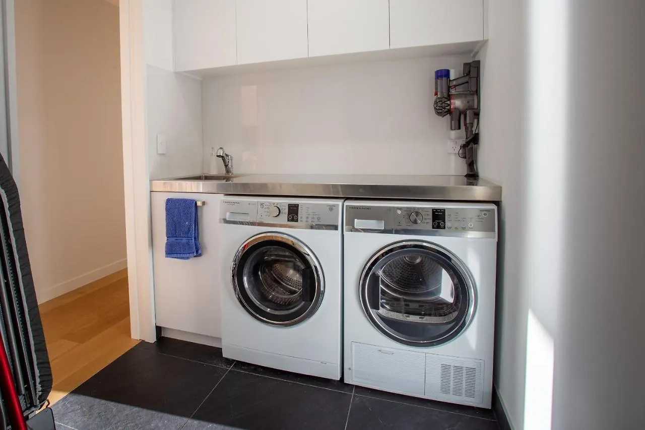 Beautiful Balmoral Hill Apartment Christchurch