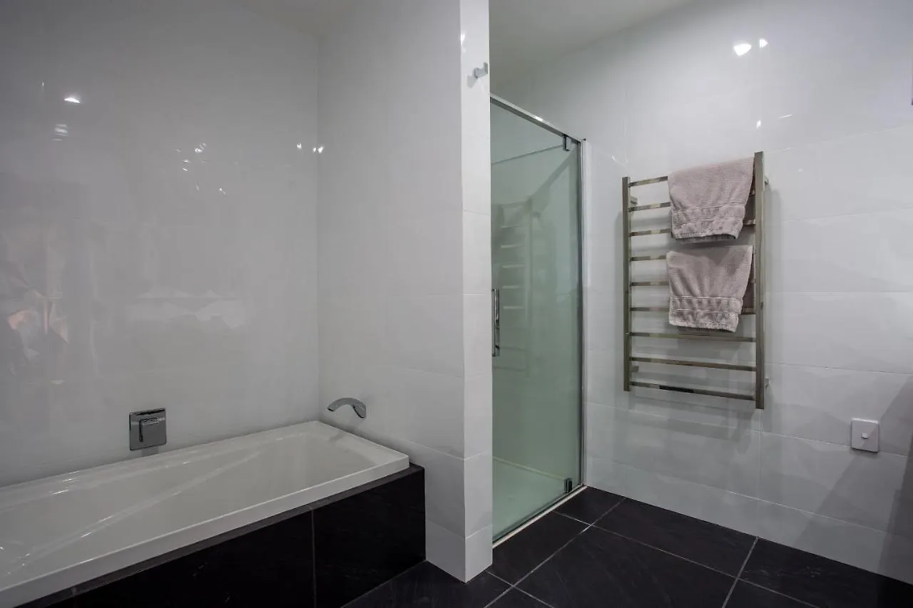 Beautiful Balmoral Hill Apartment Christchurch